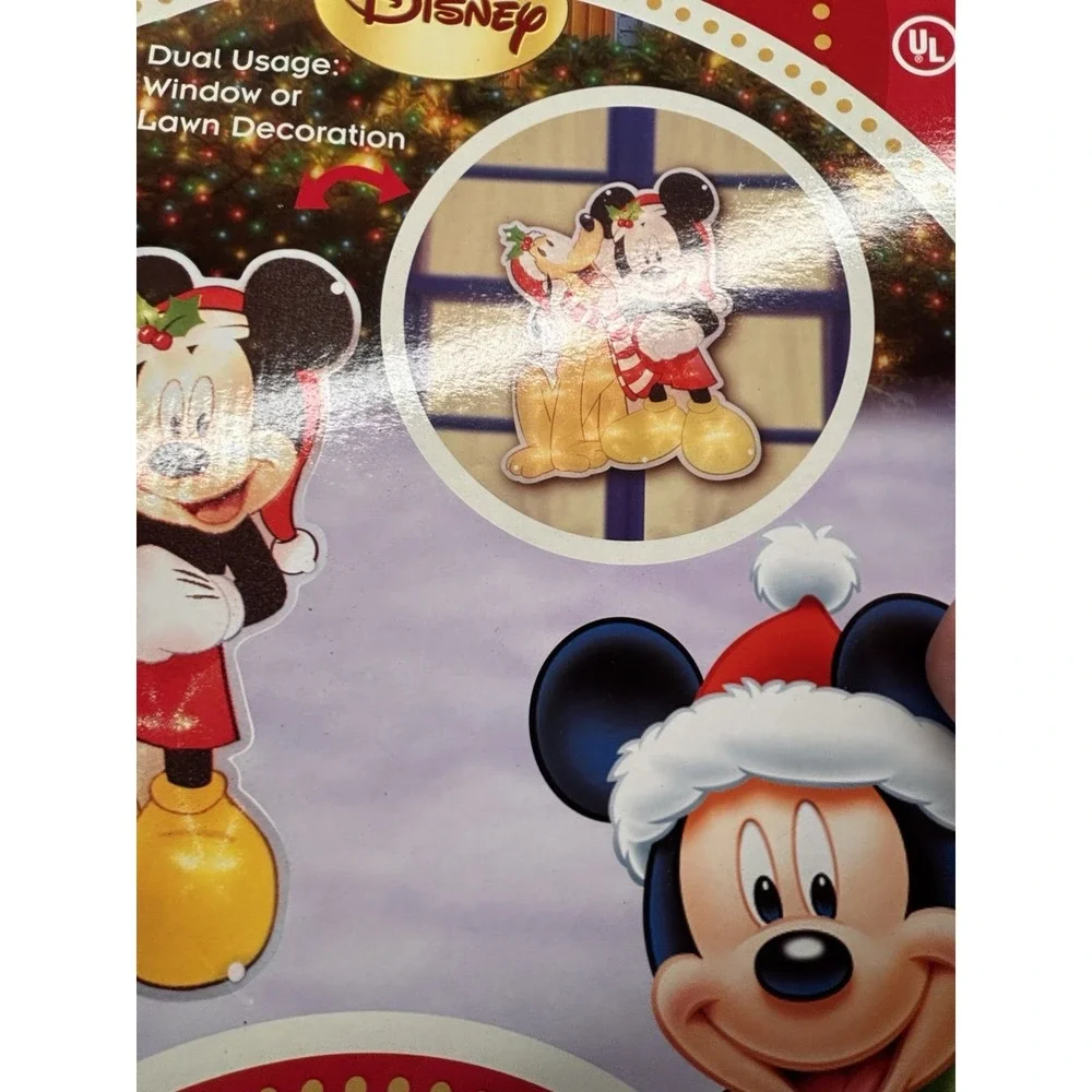 Disney Mickey Mouse & Pluto Lighted Christmas Window Decor 14